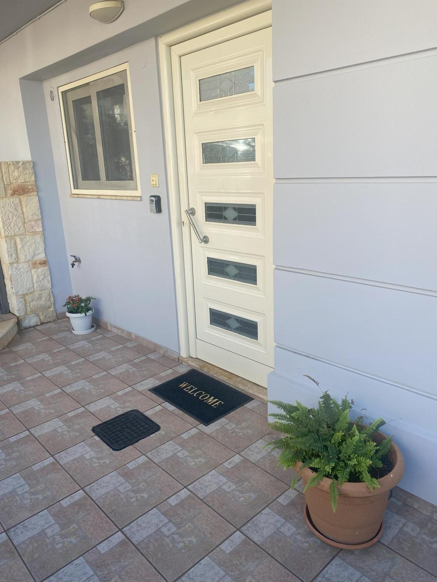 New Unique Apartment In Heraklion Extérieur photo